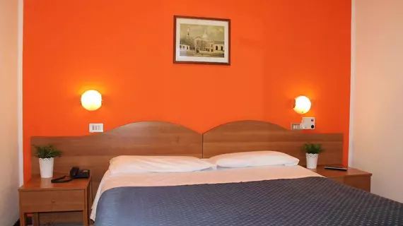 Hotel Catalani e Madrid | Lombardy - Milano (ve civarı) - Milano - Citta Studi