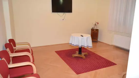 Gästehaus im Priesterseminar Salzburg | Salzburg (eyalet) - Salzburg - Salzburg Şehir Merkezi