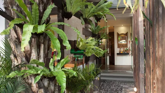 Grandmas Legian Hotel | Bali - Kuta - Legian Kent Merkezi