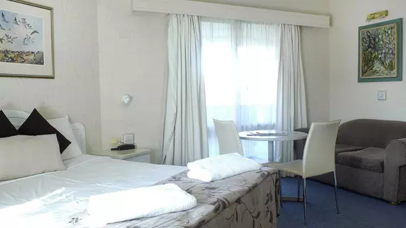 Hamiltons Townhouse Motel | Avustralya Başkent Bölgesi - Tuggeranong - Kanberra (ve civarı) - Queanbeyan West