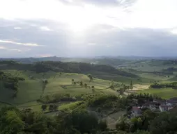 Relais Palazzo Paleologi Secolo XIV | Piedmont - Alessandria (il) - Lu