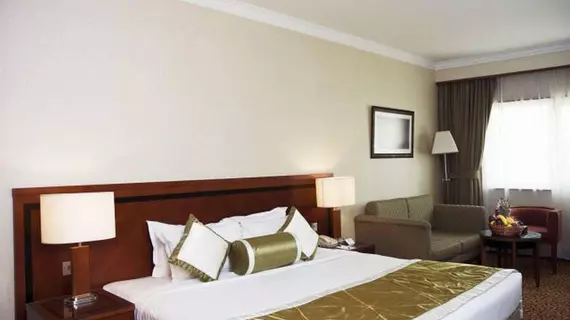 Ramee Royal Hotel | Dubai - Dubai