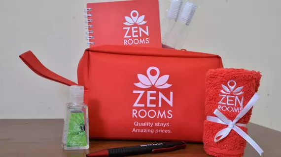 ZEN Rooms Near Nagoya Square | Riau Adaları - Batam