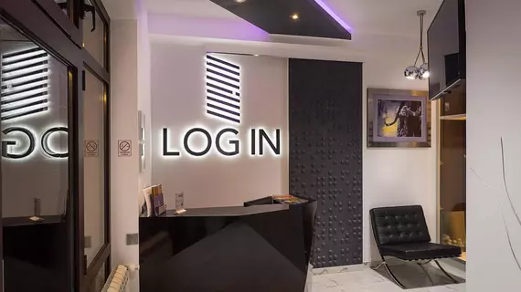 Log In Rooms | Zagreb