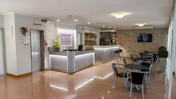 Hotel Concorde | Rimini (vilayet) - Bellaria-Igea Marina - Cagnona