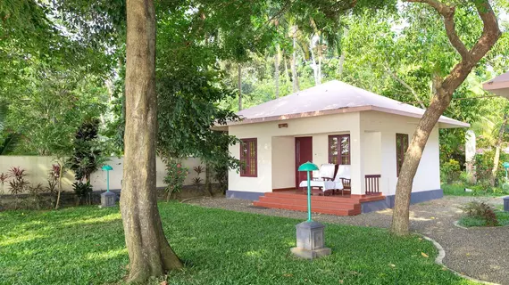 ILLIKKALAM LAKESIDE COTTAGES | Kerala - Kottayam Bölgesi - Kumarakom