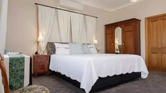 Ambience on Huon Bed and Breakfast | Tazmanya - Wattle Grove