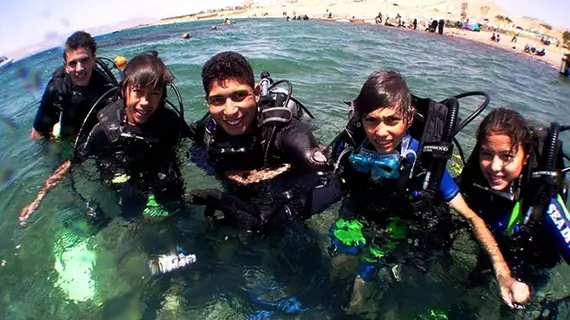 Arab Divers | Akabe İli - Aqaba