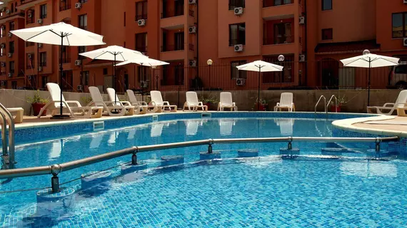 Apartment Complex Corsica | Burgaz - Sunny Beach