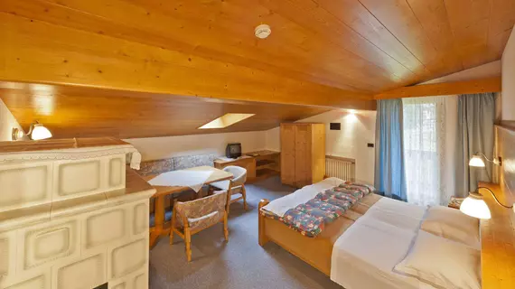 Hotel Cesa Edelweiss | Trentino-Alto Adige - Trento İli - Mazzin - Fontanazzo