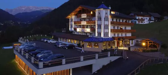 Alpenhotel Rainell | Trentino-Alto Adige - Güney Tirol (il) - Ortisei