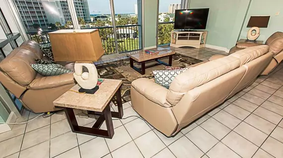 Shoreline Towers by Holiday Isle | Florida - Fort Walton Beach - Destin (ve civarı) - Destin