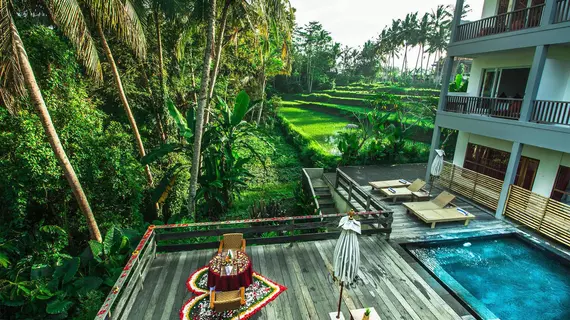 Alam Sembuwuk Resort | Bali - Ubud