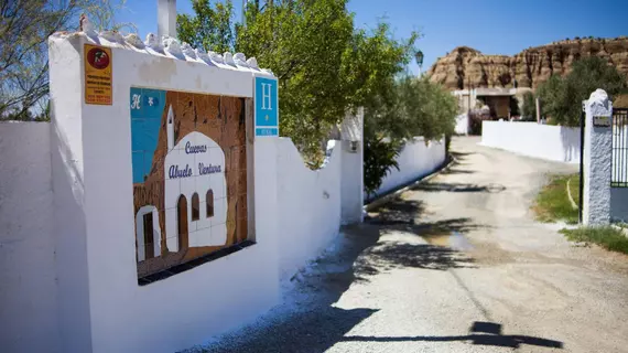 Cuevas Abuelo Ventura | Andalucia - Granada (il) - Guadix