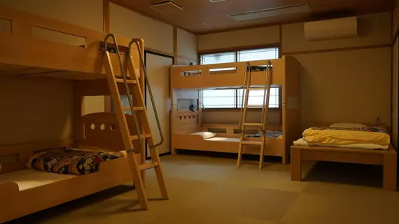 Guest House Ouka - Hostel | Gifu (idari bölge) - Takayama - Hida Takayama Japon Kaplıcası