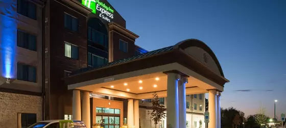 Holiday Inn Express & Suites Kansas City Airport | Missouri - Kansas City (ve civarı) - Kansas