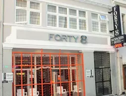 Forty8 Backpackers Hotel | West Coast DC - Drakenstein - Cape Town (ve civarı) - Cape Town - City Bowl - Cape Town Şehir Merkezi