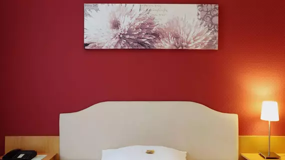 Hotel Nova | Berlin (ve civarı) - Lichtenberg - Rummelsburg