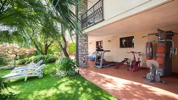 B&B Villa Adriano | Lombardy - Brescia (il) - Desenzano del Garda