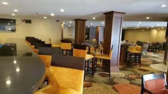 Radisson Hotel Detroit-Farmington Hills | Michigan - Detroit (ve civarı) - Farmington Hills