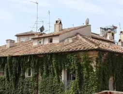 Residenza Canali Ai Coronari | Lazio - Roma (ve civarı) - Roma Kent Merkezi - Navona