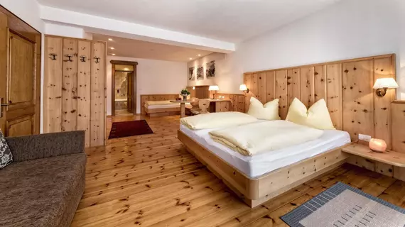 Hotel Emma | Trentino-Alto Adige - Güney Tirol (il) - Villabassa