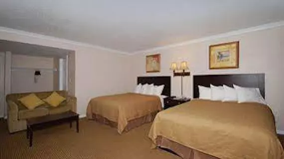 Quality Inn & Suites Thousand Oaks | Kaliforniya - Los Angeles County - Thousand Oaks