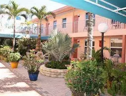 Lago Mar Motel and Apartments | Florida - Palm Beach - Batı Palm Beach (ve civarı) - Lake Worth