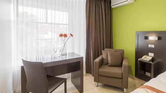 Hotel Suites Cristina | Alajuela (ili) - San Jose (ve civarı) - San Jose