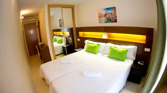 Hostal San Marcos | Madrid Özerk Topluluğu - Madrid (ve civarı) - San Martin de la Vega