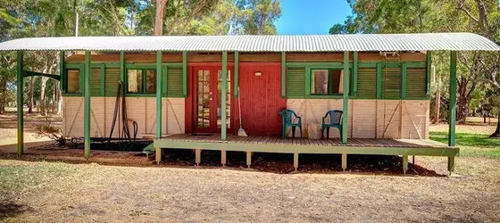 Dunsborough Rail Carriages & Farm Cottages | Batı Avustralya - Quindalup