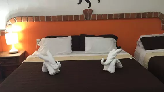 Suites Fenicia | Quintana Roo - Solidaridad - Playa del Carmen