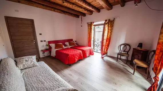 B&B Santa Lucia | Lombardy - Bergamo - Bergamo (ve civarı) - Bergamo - Citta Bassa