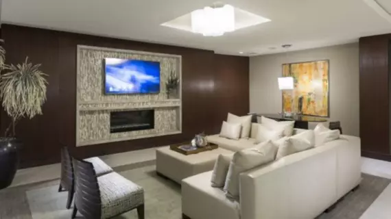 Global Luxury Suites at Cambridge Park | Massachusetts - Cambridge