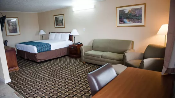 Grand View Plaza Inn & Suites | Kansas - Grandview Plaza