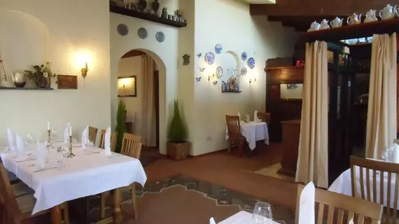 Landhotel-Restaurant Schwalbennest | Hessen - Zierenberg - Oelshausen