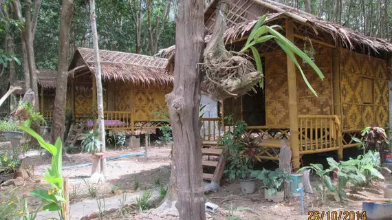 Lanta Maikeaw Bungalow | Krabi İli - Ko Lanta