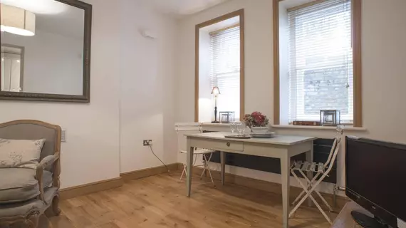 onefinestay - West Kensington Apartments | Londra (ve civarı) - Batı Londra