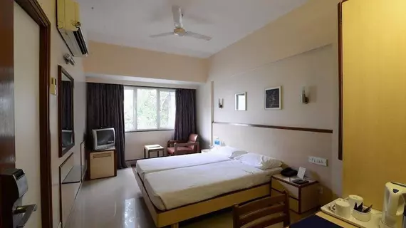 Hotel Woodland | Maharaştra - Pune Bölgesi - Pune