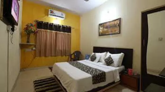 OYO Rooms Sanganva Chowk Trikon Baugh | Gujarat - Rajkot