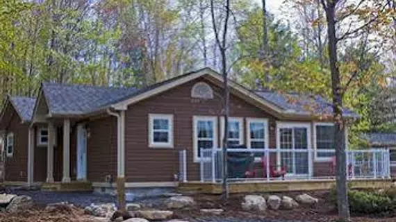 Blue Water Acres | Ontario - Muskoka - Huntsville (ve civarı) - Lake of Bays