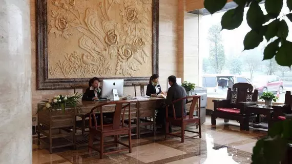 Chengdu Bai Gang International Hotel | Sişuan - Chengdu - Shuangliu District