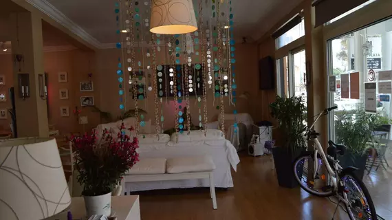 Hostal Mar del Plata | Balearic Adaları - Mayorka Adası - Palma de Mallorca - El Arenal