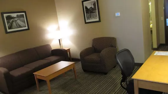 Best Western Shelby Inn & Suites | Montana - Shelby (ve civarı) - Shelby