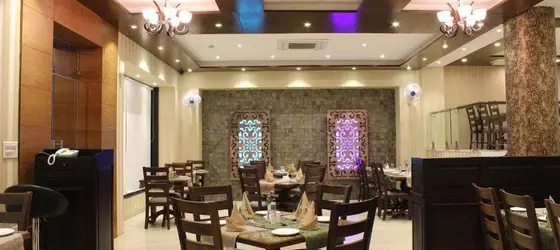 Hotel The Radiant Star n Fusion Restaurant | Racastan - Jaipur Bölgesi - Jaipur