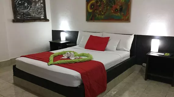 Hotel Mimos | Puntarenas (ili) - Quepos (ve civarı) - Quepos