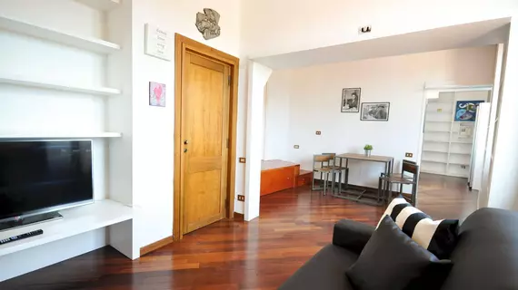 Holiday Apartment Rome - Colosseum | Lazio - Roma (ve civarı) - Roma Kent Merkezi - Monti