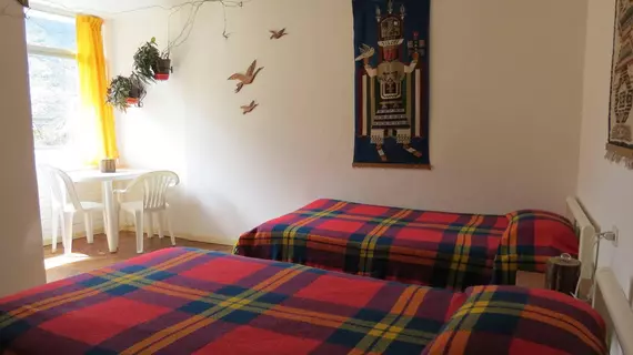 Hostal Plantas y Blanco | Tungurahua - Banos