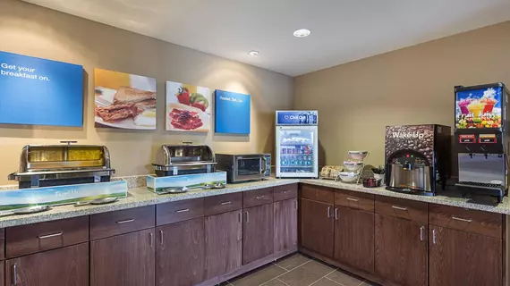 Comfort Inn and Suites Zachary | Louisiana - Baton Rouge (ve civarı) - Zachary