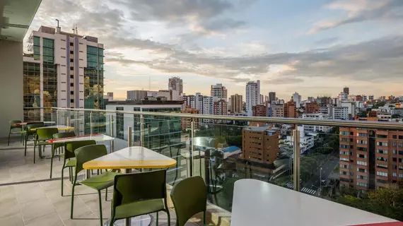 Hampton by Hilton Bucaramanga | Santander - Bucaramanga (ve civarı) - Bucaramanga